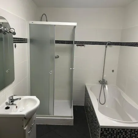 Hotel V Ulicce